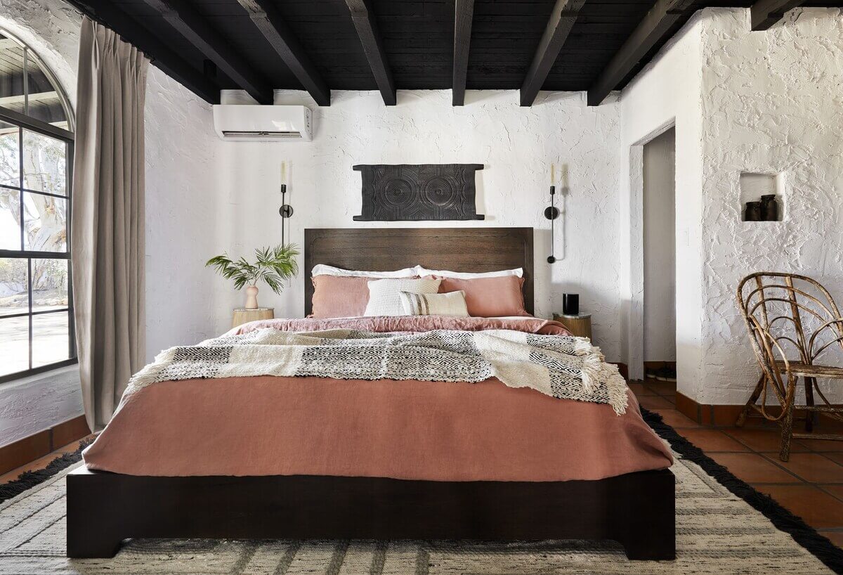 Queer Eye's Bobby Berk Designed An Airbnb Villa in California 12 bedroom-pink-textiles-airbnb-california