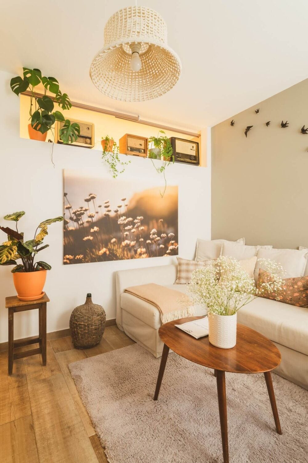 A Serene Airbnb Home with Patio in Lagos, Portugal 2 airbnb-lagos-portugal-small-serene-sitting-room-nordroom