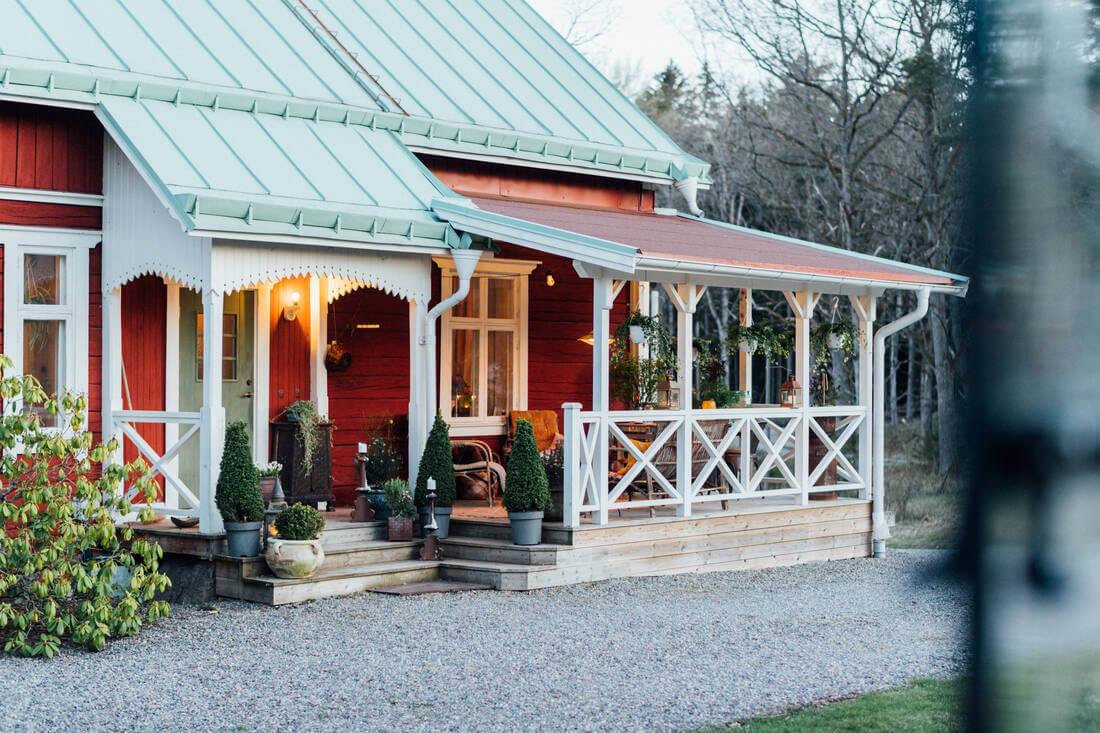 A Vintage Bohemian Country House in Sweden 23 exterior-veranda-swedish-country-home-nordroom