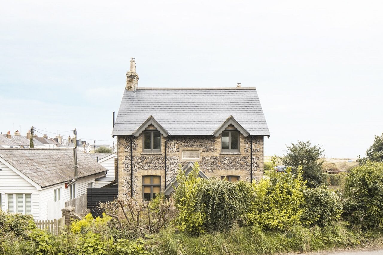 A Cozy Victorian Country House in England 21 flint-house-victorian-house-kent-nordroom