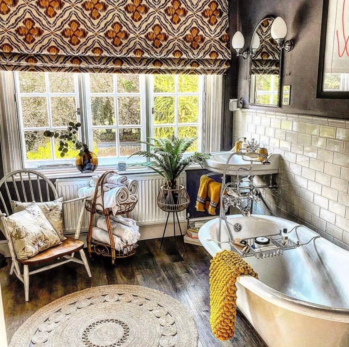 A Wonderful Eclectic Maximalist Home in England 22 guest-bathroom-edwardian-home-england-nordroom