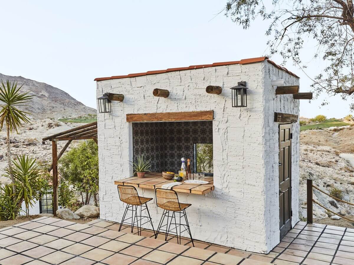 Queer Eye's Bobby Berk Designed An Airbnb Villa in California 19 outdoor-kitchen-bar-airbnb-california-nordroom