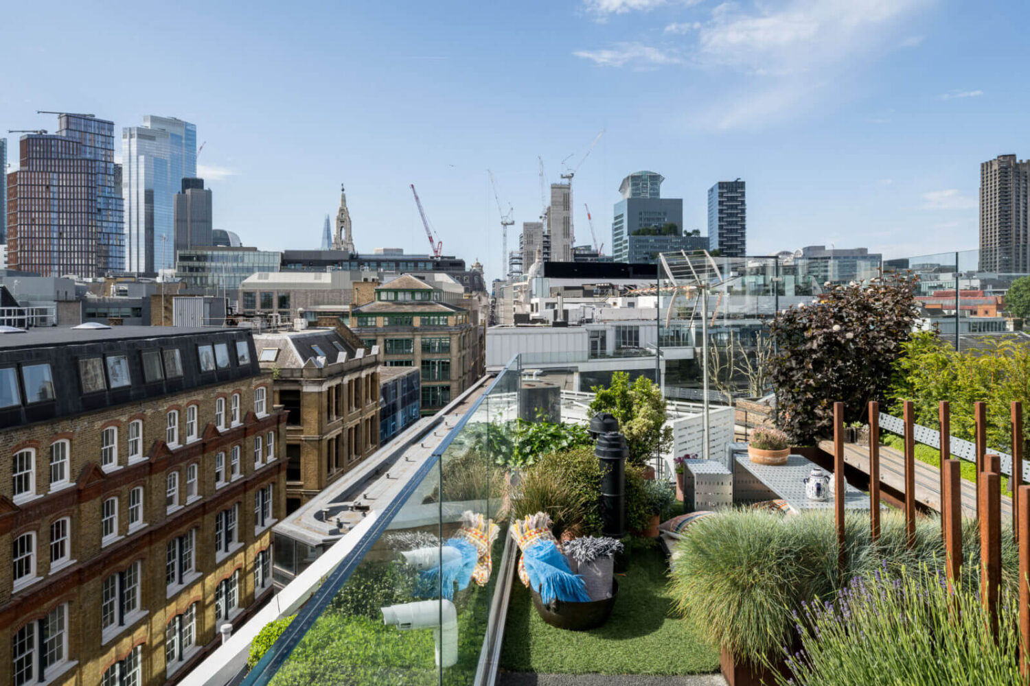 A Spectacular Modern Black Loft in London 26 roof-terrace-london-loft-nordroom
