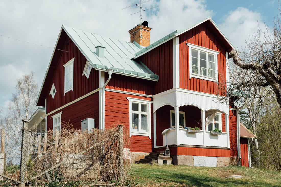 A Vintage Bohemian Country House in Sweden 27 traditional-red-wooden-country-house-sweden-nordroom