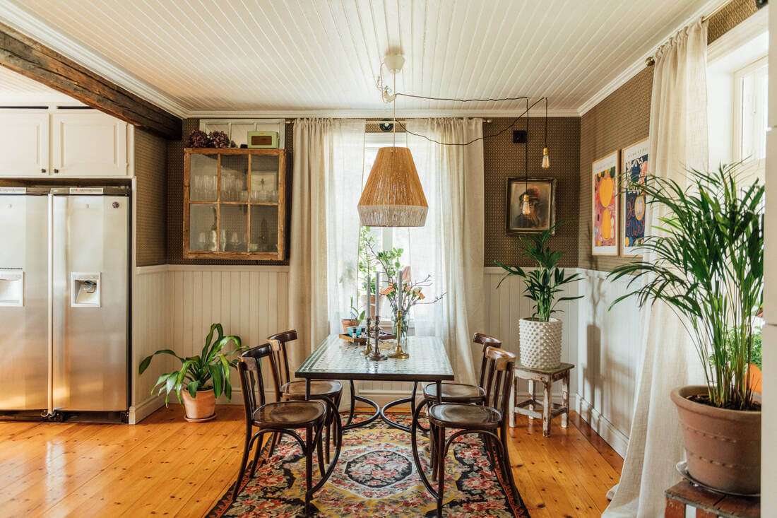 A Vintage Bohemian Country House in Sweden 7 vintage-boho-dining-room-swedish-house-nordroom
