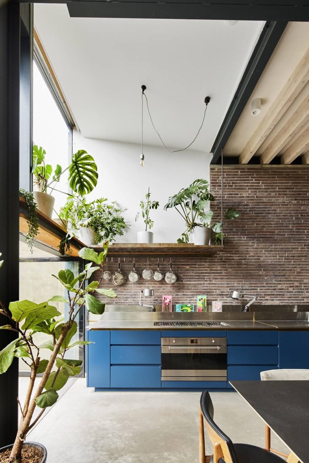 The Makers House: A Modern Achitectural Home in London 1 blue-kitchen-modern-architectural-house-london-liddicoat-goldhill-nordroom