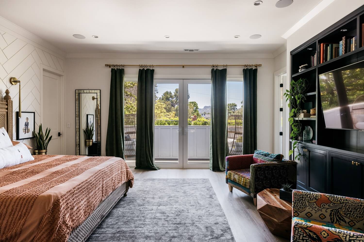 The Los Angeles Home of Emmy Raver-Lampman and Daveed Diggs 18 master-bedroom-built-in-cabinets-daveed-diggs-emmy-raver-lampman-nordroom