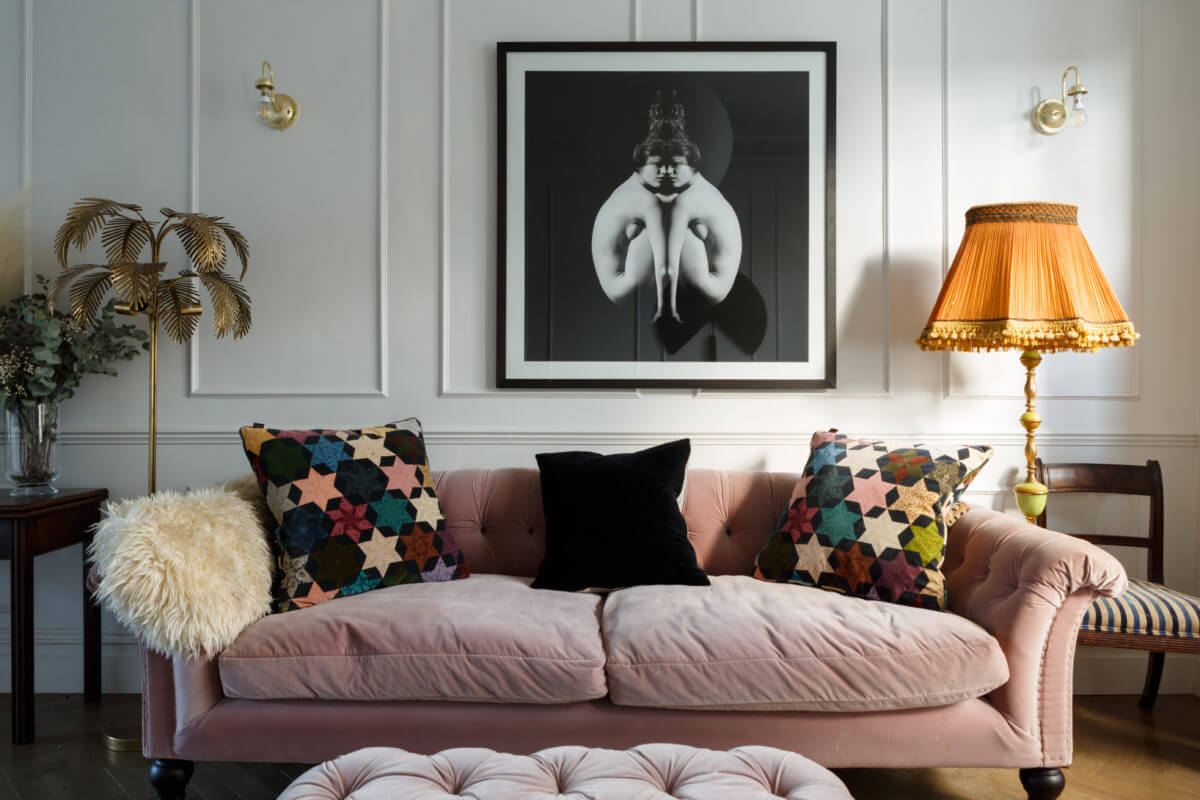 A Georgian Home with Floral Vintage-Style Bathroom 9 pink-sofa-sitting-room-georgian-house-london-nordroom