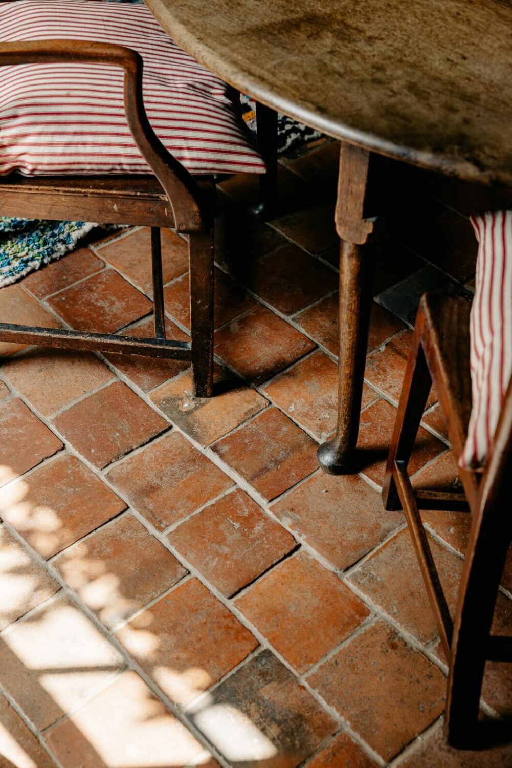 A Carefully Restored Victorian House in London 8 reclaimed-french-terracotta-floor-tiles-nordroom