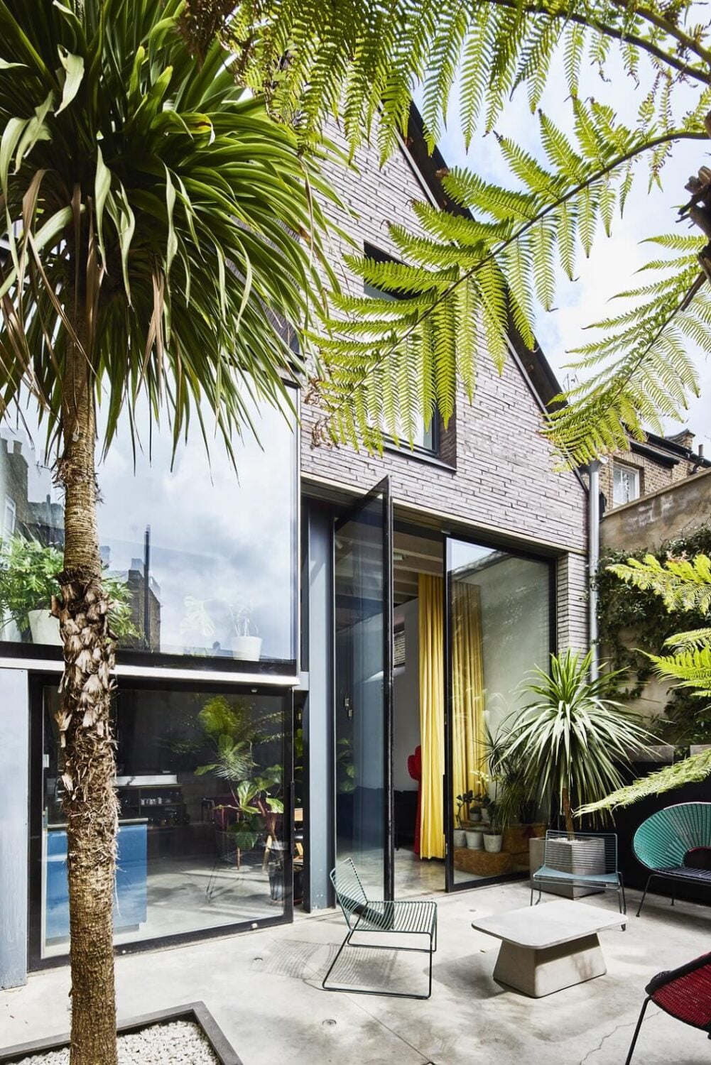 The Makers House: A Modern Achitectural Home in London 9 terrace-exterior-the-makers-house-london-liddicoat-goldhill-nordroom