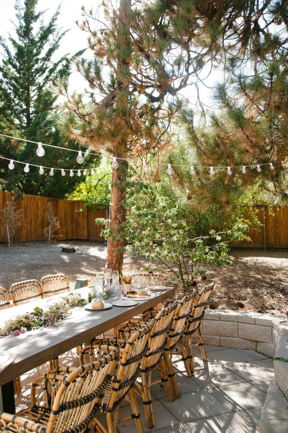 The Kitchy Cabin: A Lovely Airbnb Home in California 18 the-kitchy-cabin-airbnb-home-california-garden-seating-nordroom