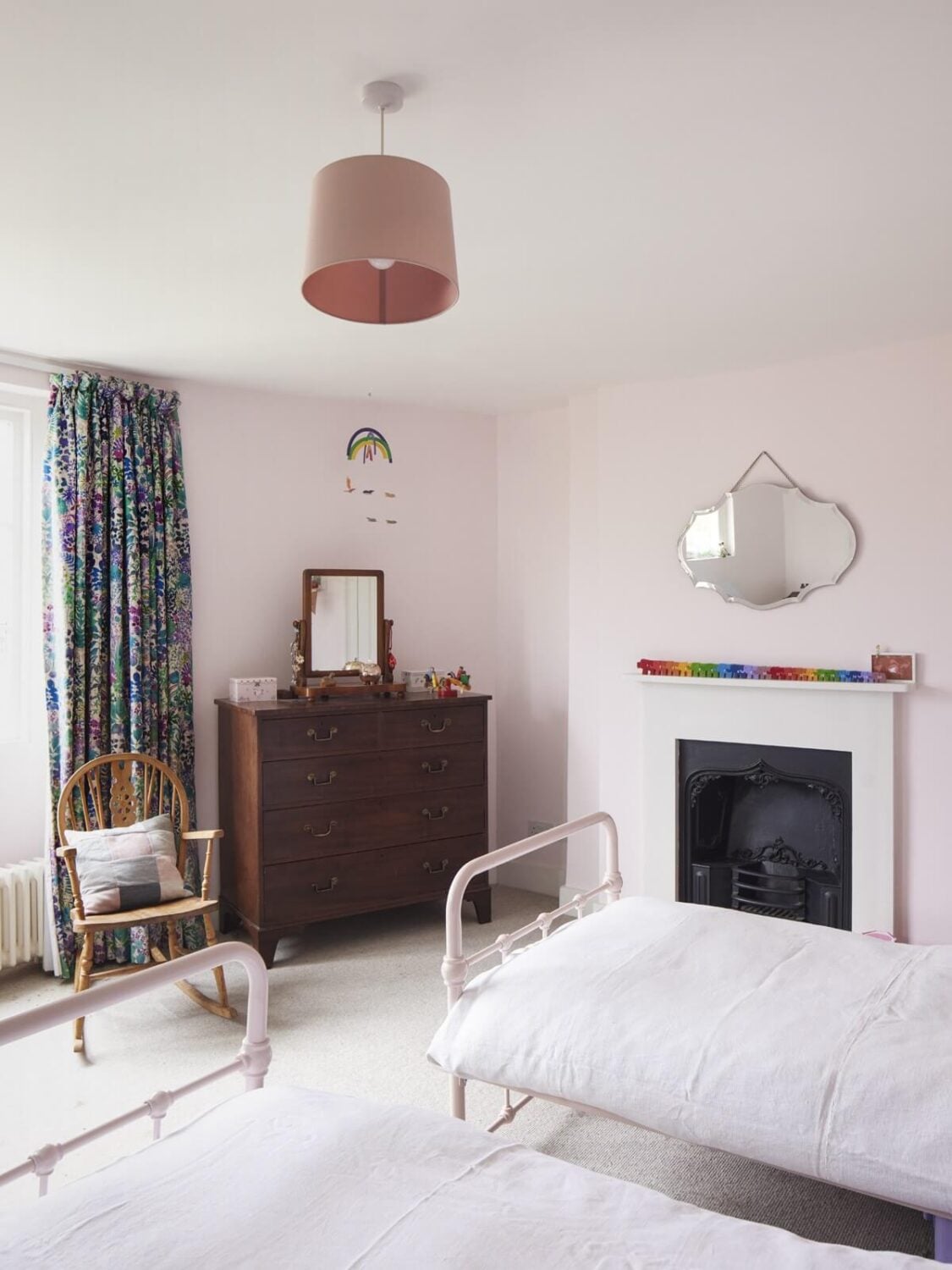This Georgian Home in London Uses Blue as Accent Color 16 white-bedroom-twin-beds-fireplace-nordroom