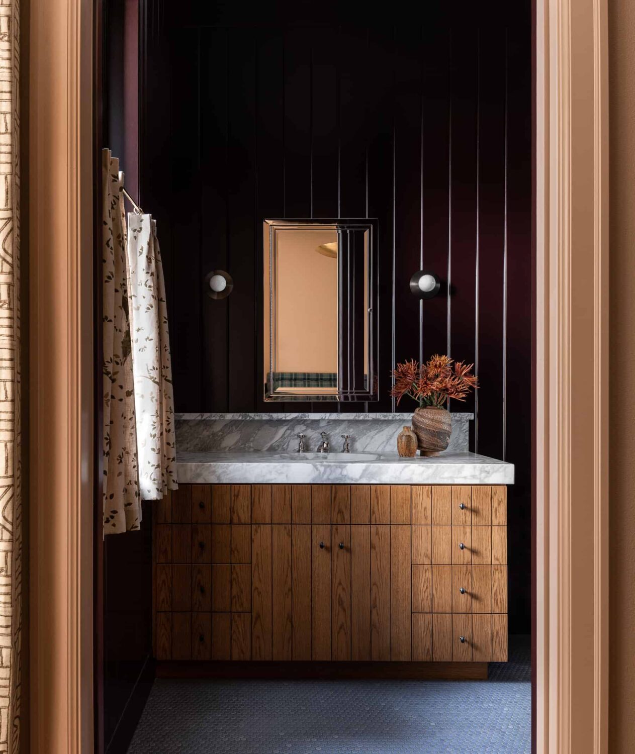 A Warm Family Home on Fox Island 21 Heidi-Caillier-Design-luxury-interior-designer-oxblood-bathroom