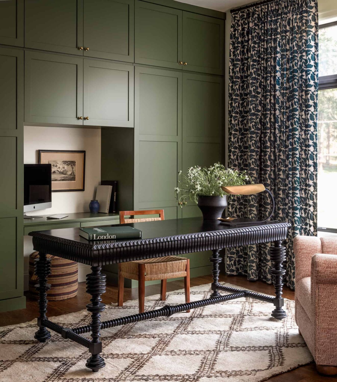 A Warm Family Home on Fox Island 15 Heidi-Caillier-Design-luxury-residential-interior-designer-green-cabinets