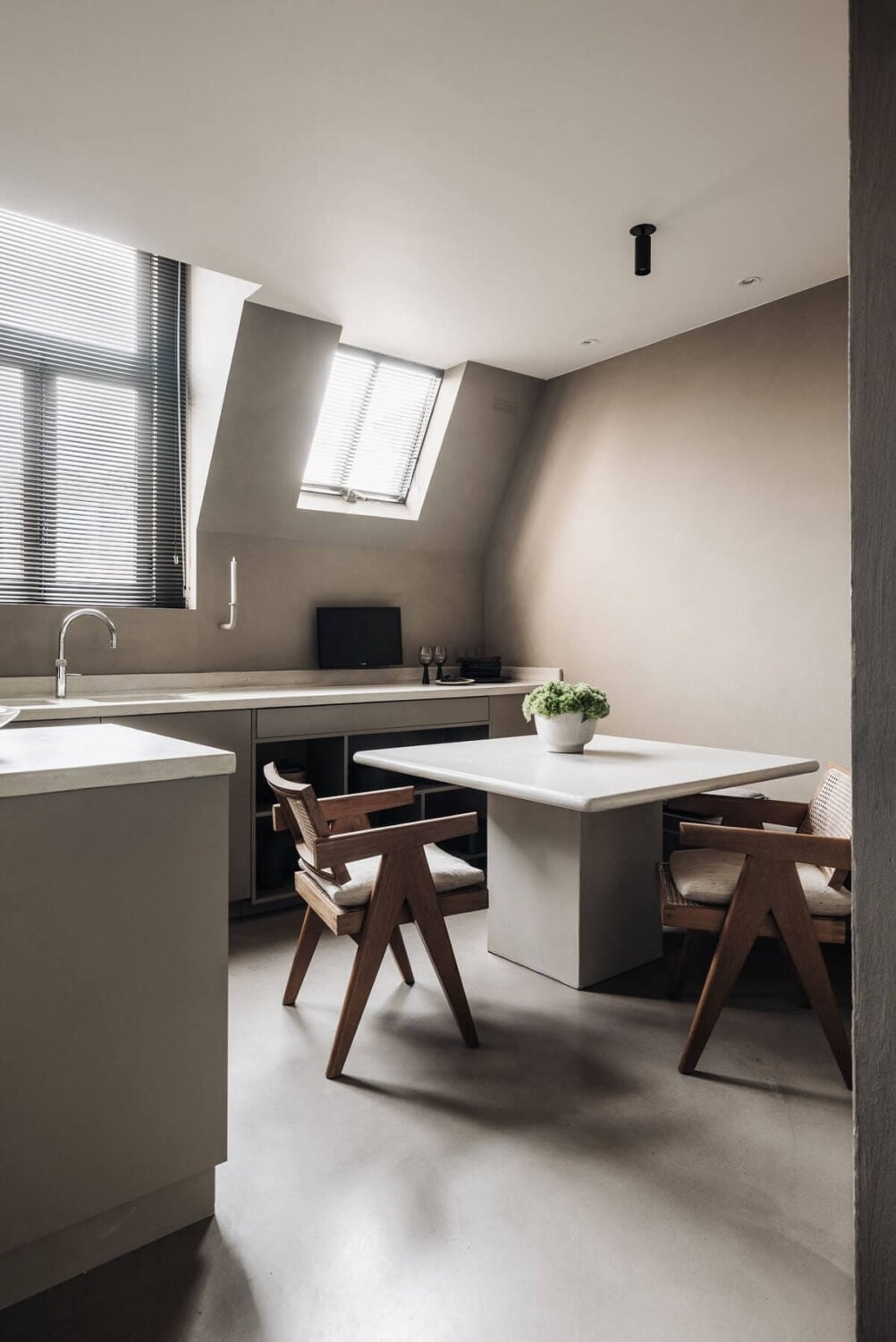 Light Gray Design Apartment in Amsterdam 13 dining-area-kitchen-light-gray-design-apartment-amsterdam-nordroom