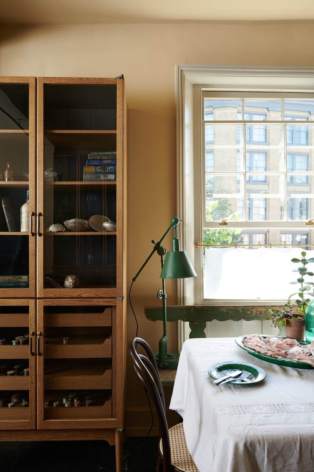 A Paint Job Transformed This deVOL Kitchen 6 dining-nook-soft-yellow-walls-devol-haberdasher-kitchen-nordroom
