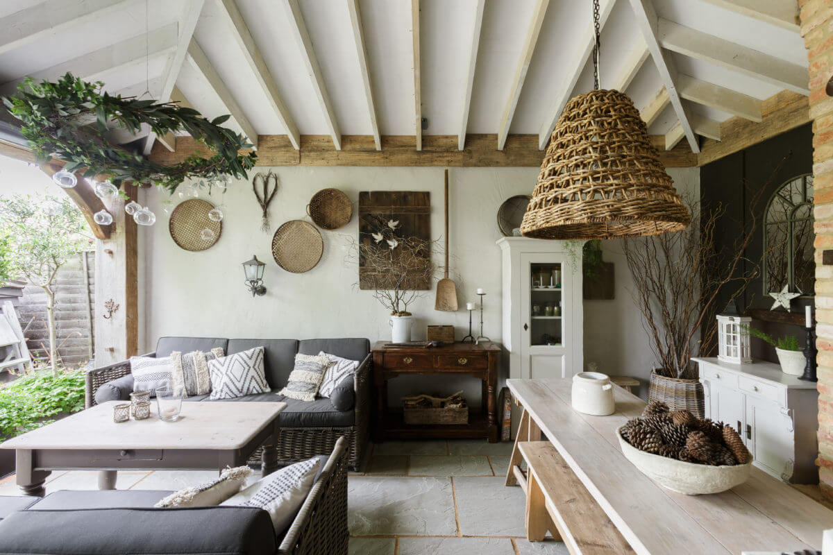 A Cozy Cottage-Style Country House with a Lovely Garden 24 garden-house-sitting-room-dining-area-nordroomgarden-house-sitting-room-dining-area-nordroom