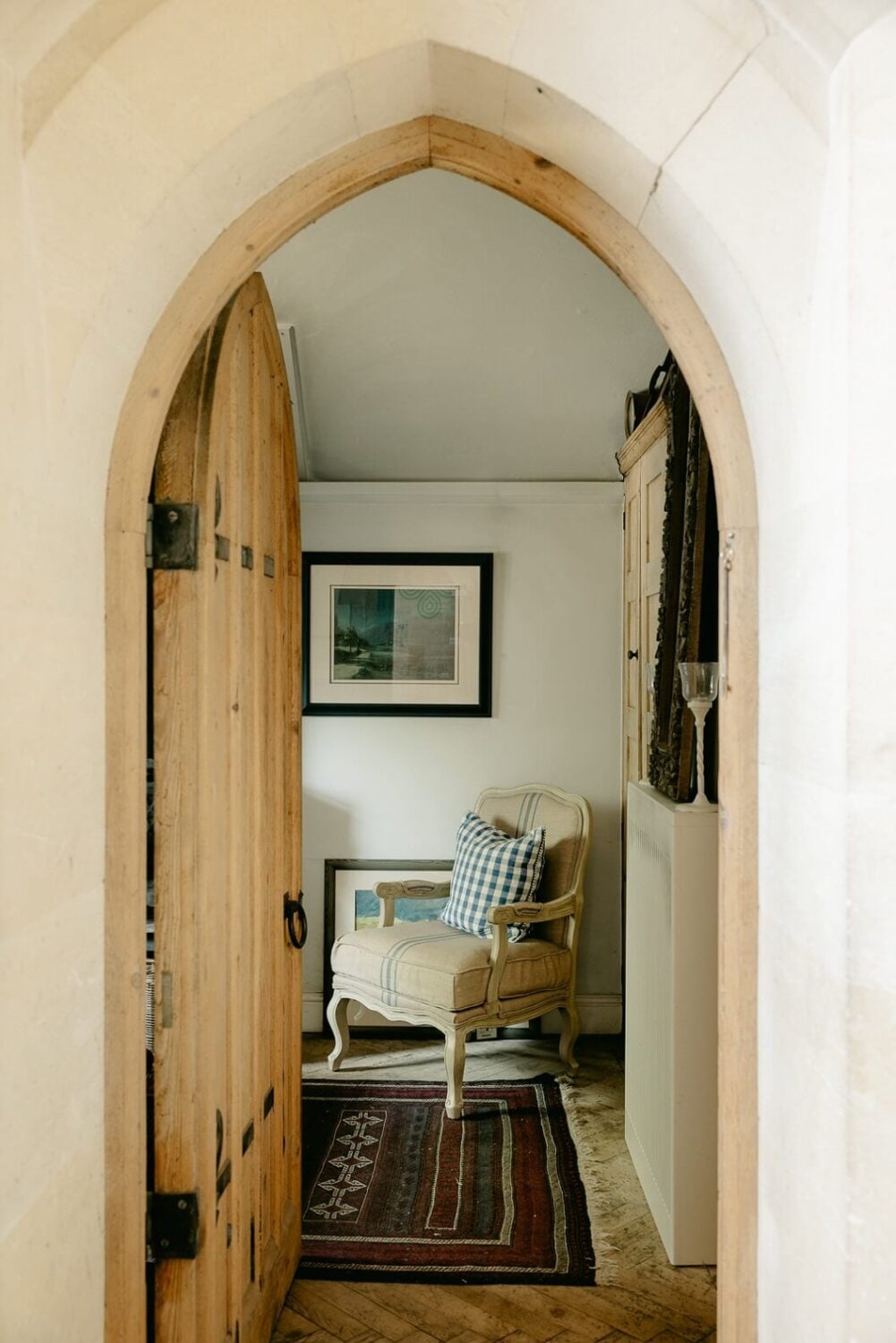 A Warm Church Conversion in England 15 gothic-door-church-conversion-england-nordroom