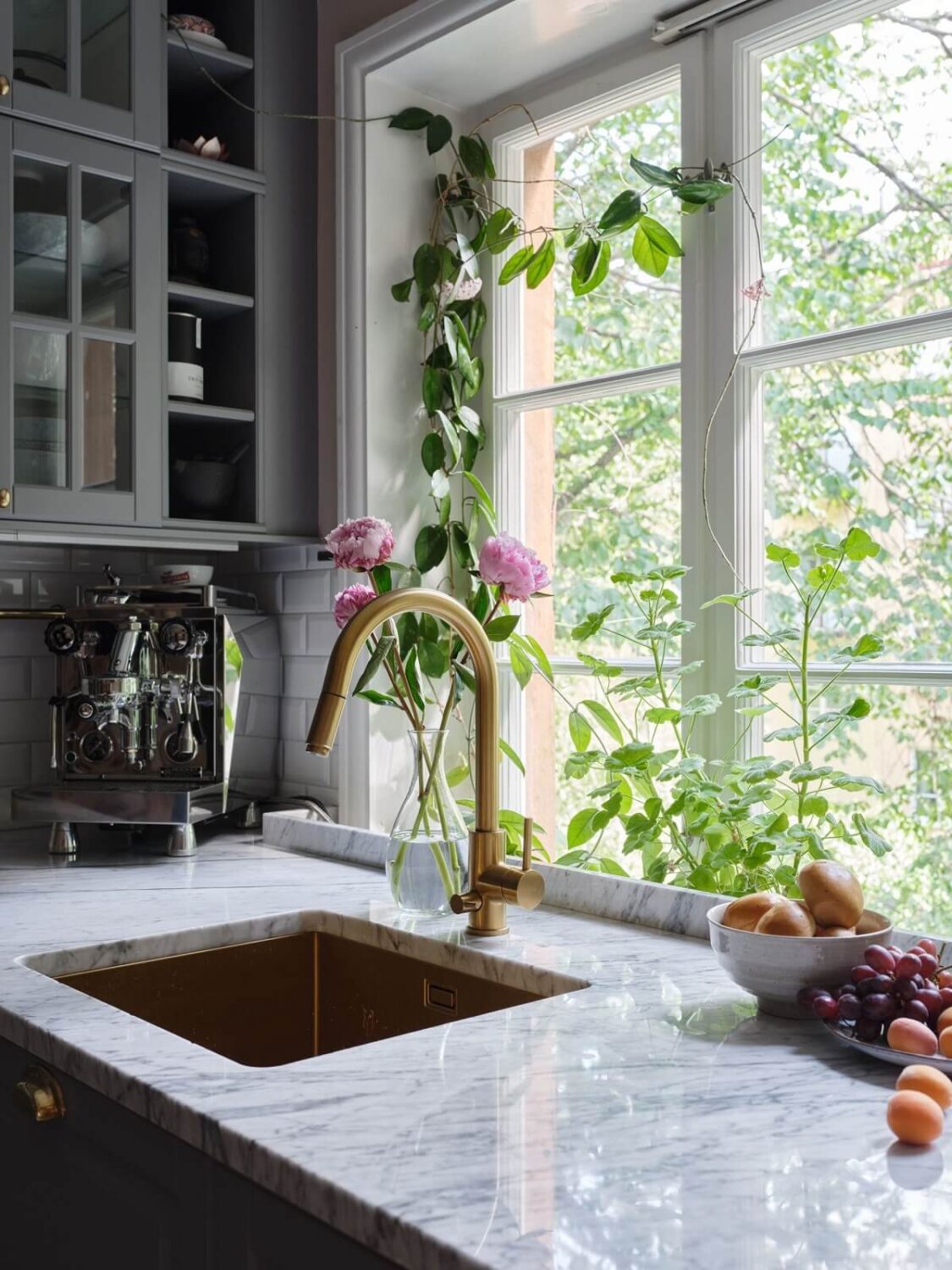 A Light Pink and Gray Nordic Home 5 kitchen-detail-brass-sink-marble-worktop-nordroom