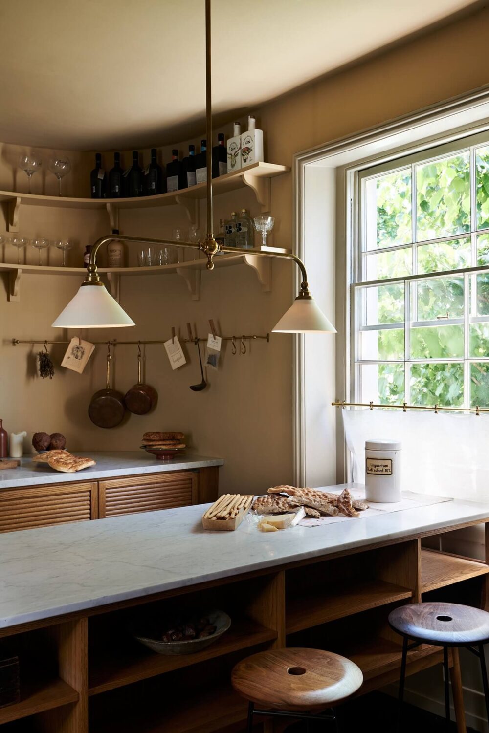 A Paint Job Transformed This deVOL Kitchen 9 kitchen-island-bar-stools-devol-kitchen-warm-yellow-walls-nordroom