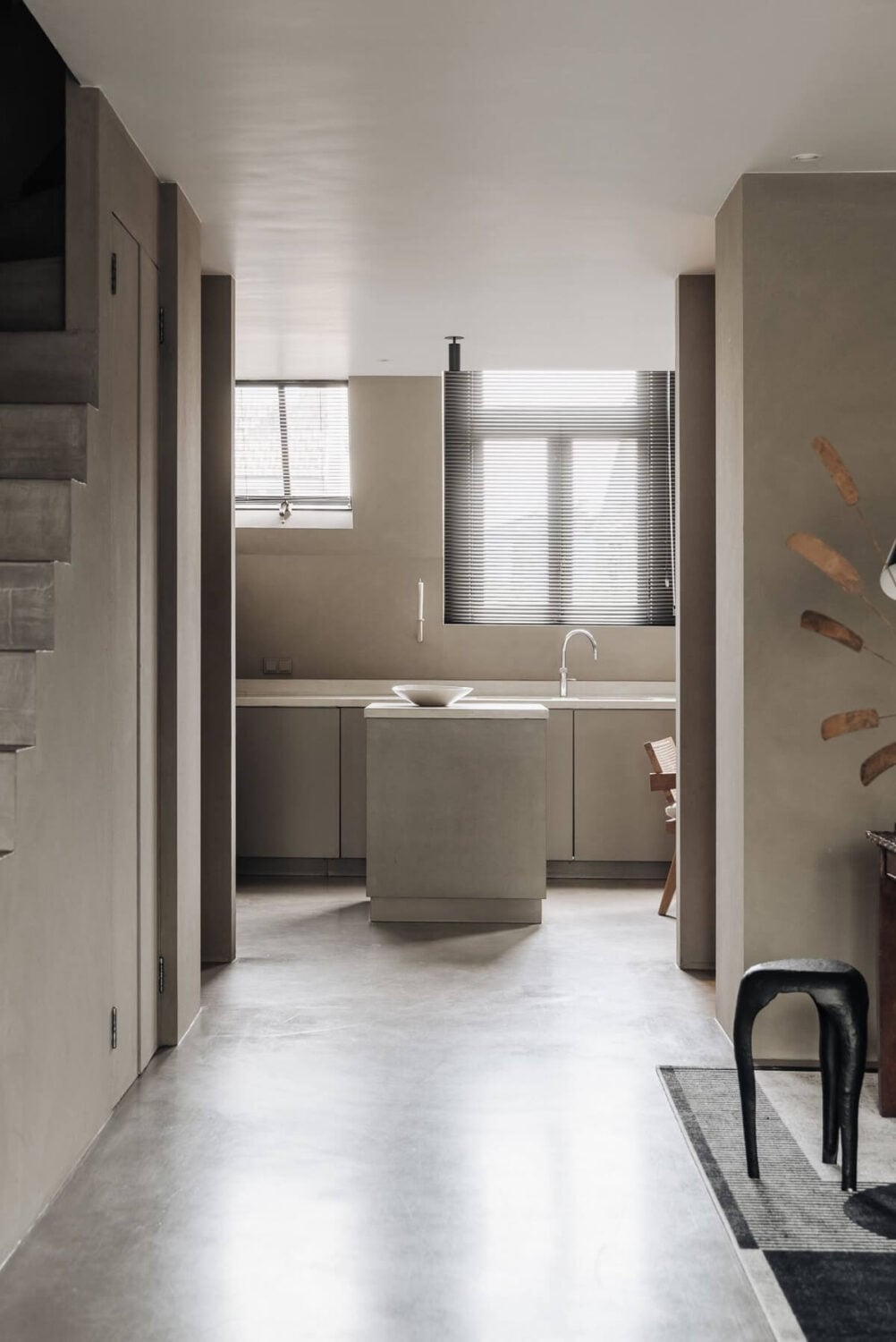 Light Gray Design Apartment in Amsterdam 10 light-gray-kitchen-island-design-home-nordroom