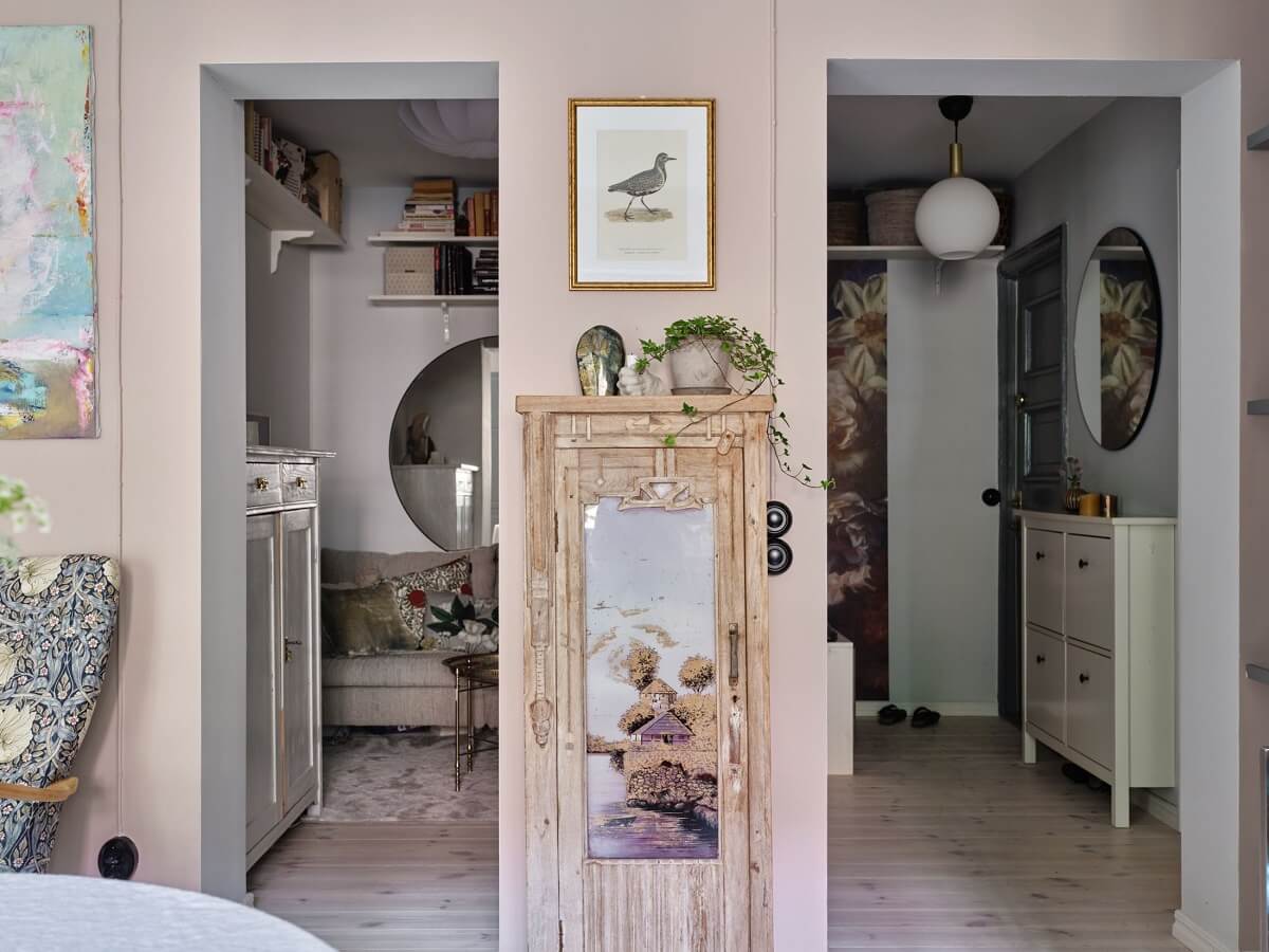 A Light Pink and Gray Nordic Home 11 light-pink-walls-living-room-nordroom