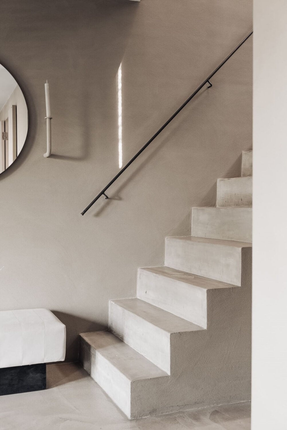 Light Gray Design Apartment in Amsterdam 15 modern-concrete-stairs-design-apartment-nordroom