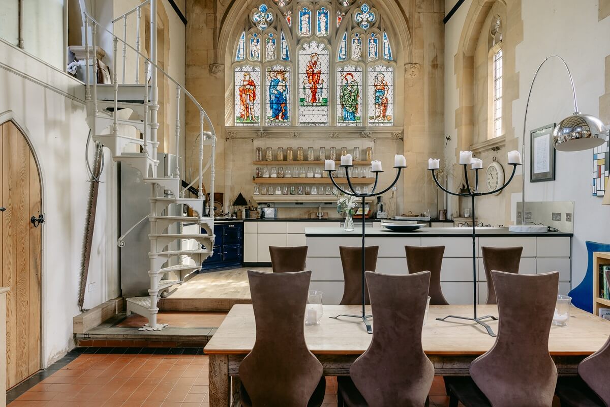 A Warm Church Conversion in England 6 modern-kitchen-dining-room-church-conversion-england-nordroom