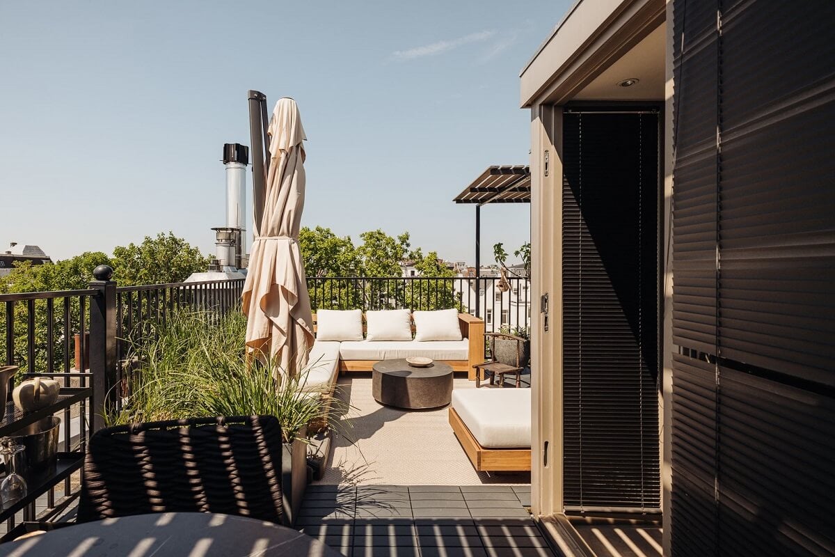 Light Gray Design Apartment in Amsterdam 25 roof-terrace-monochrome-design-apartment-nordroom