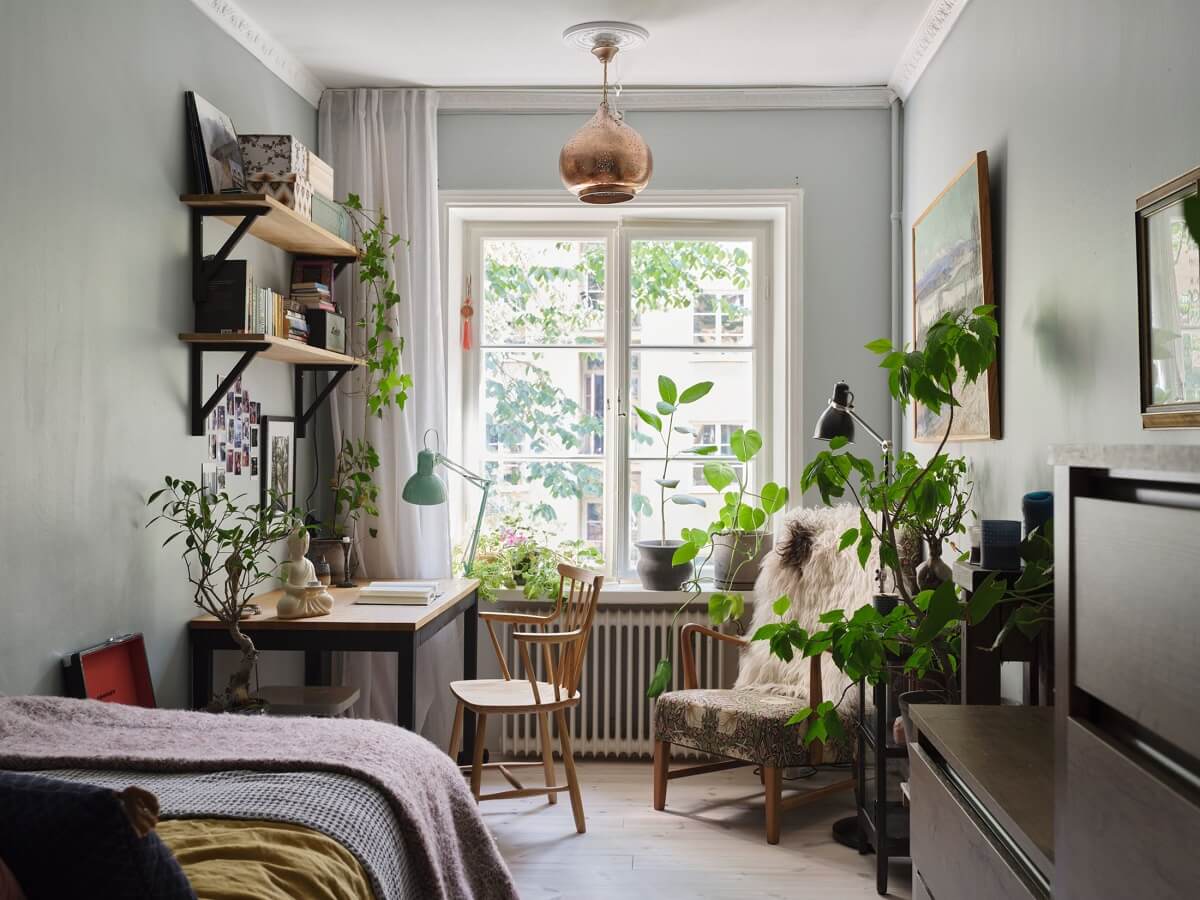 A Light Pink and Gray Nordic Home 20 small-gray-bedroom-desk-nordroom