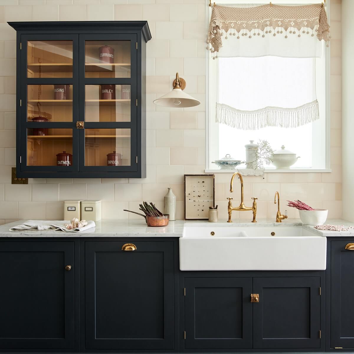 A Warm Makeover For A deVOL Shaker Kitchen 9 11.TheRealShakerKitchen deVOL LOW RES A Warm Makeover For A deVOL Shaker Kitchen