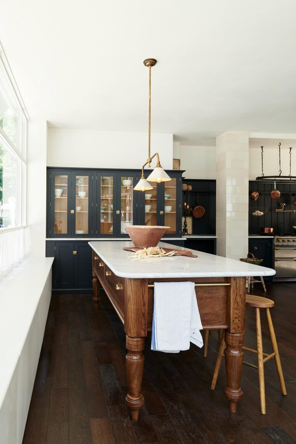 A Warm Makeover For A deVOL Shaker Kitchen 3 2.TheRealShakerKitchen deVOL LOW RES A Warm Makeover For A deVOL Shaker Kitchen