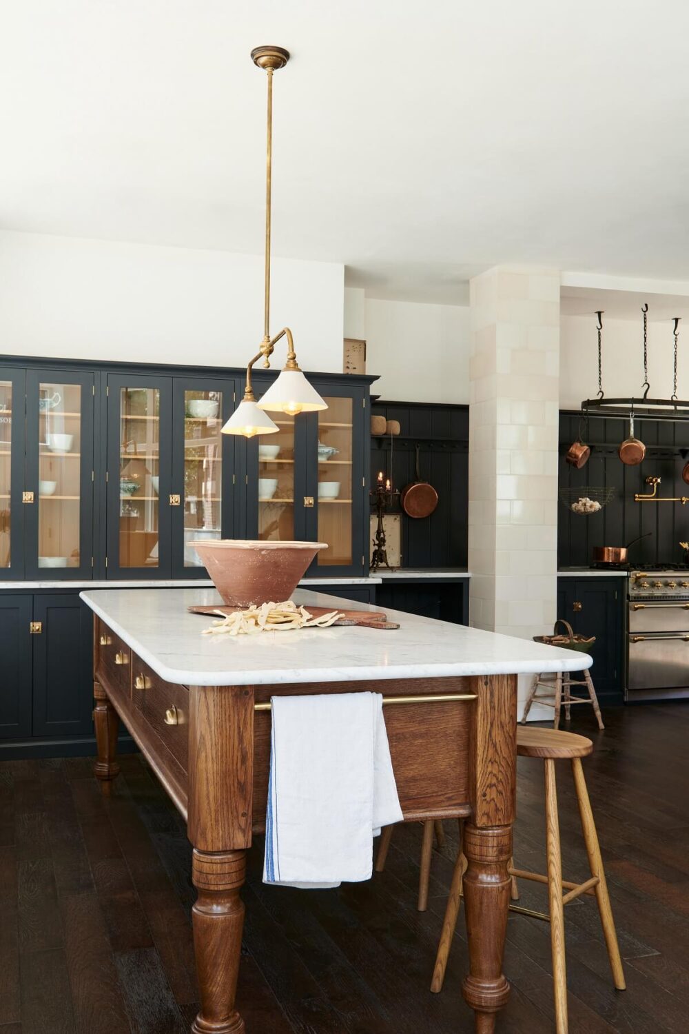 A Warm Makeover For A deVOL Shaker Kitchen 1 3.TheRealShakerKitchen deVOL LOW RES A Warm Makeover For A deVOL Shaker Kitchen