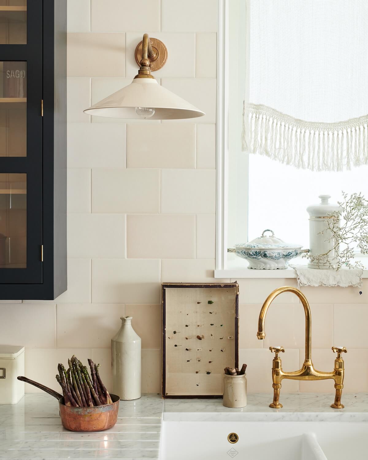 A Warm Makeover For A deVOL Shaker Kitchen 7 7.TheRealShakerKitchen deVOL LOW RES A Warm Makeover For A deVOL Shaker Kitchen