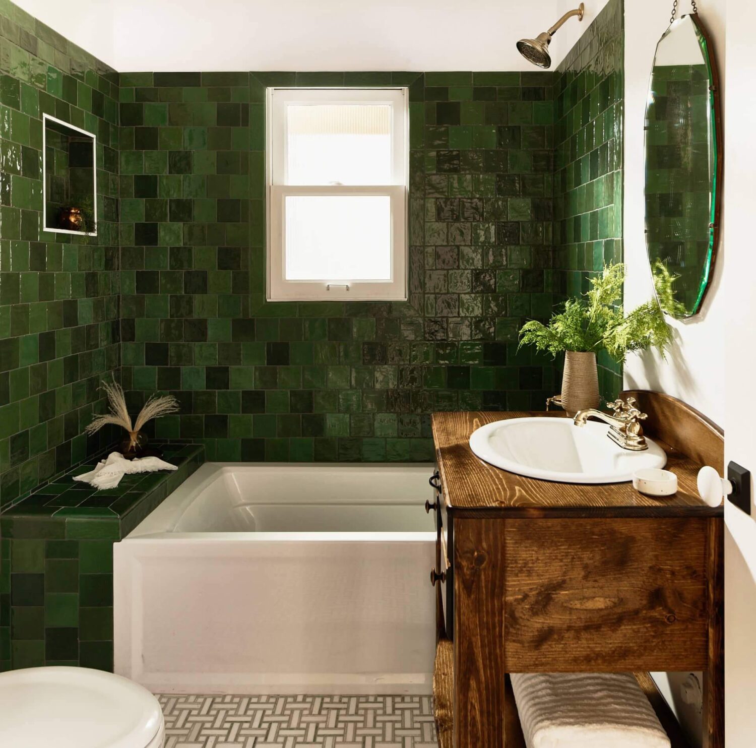 Warm Neutrals in a Lovely Home in Silver Lake, Los Angeles 16 bathroom-green-tiles-bath-nordroom