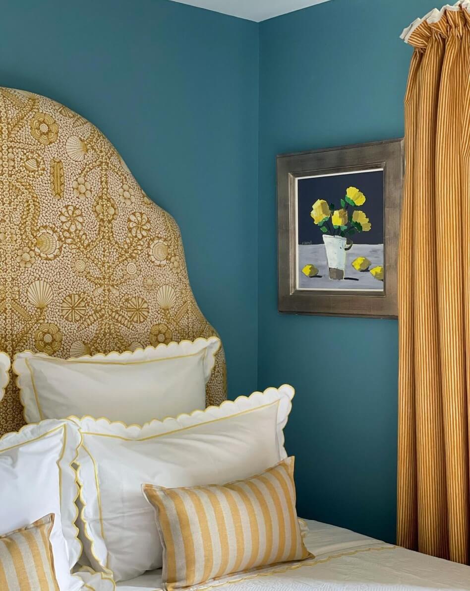 Glidden & PPG Color of the Year 2023: Vining Ivy 5 bedroom-teal-wall-paint-yellow-curtains-bedframe-nordroom