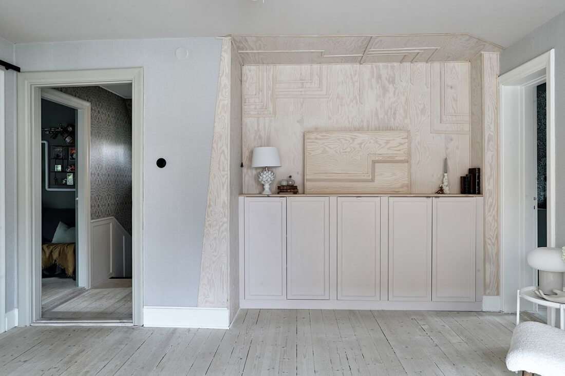 A Swedish 1930s Villa Decorated in Gray and Green Tones 20 built-in-cabinets-swedish-villa-nordroom