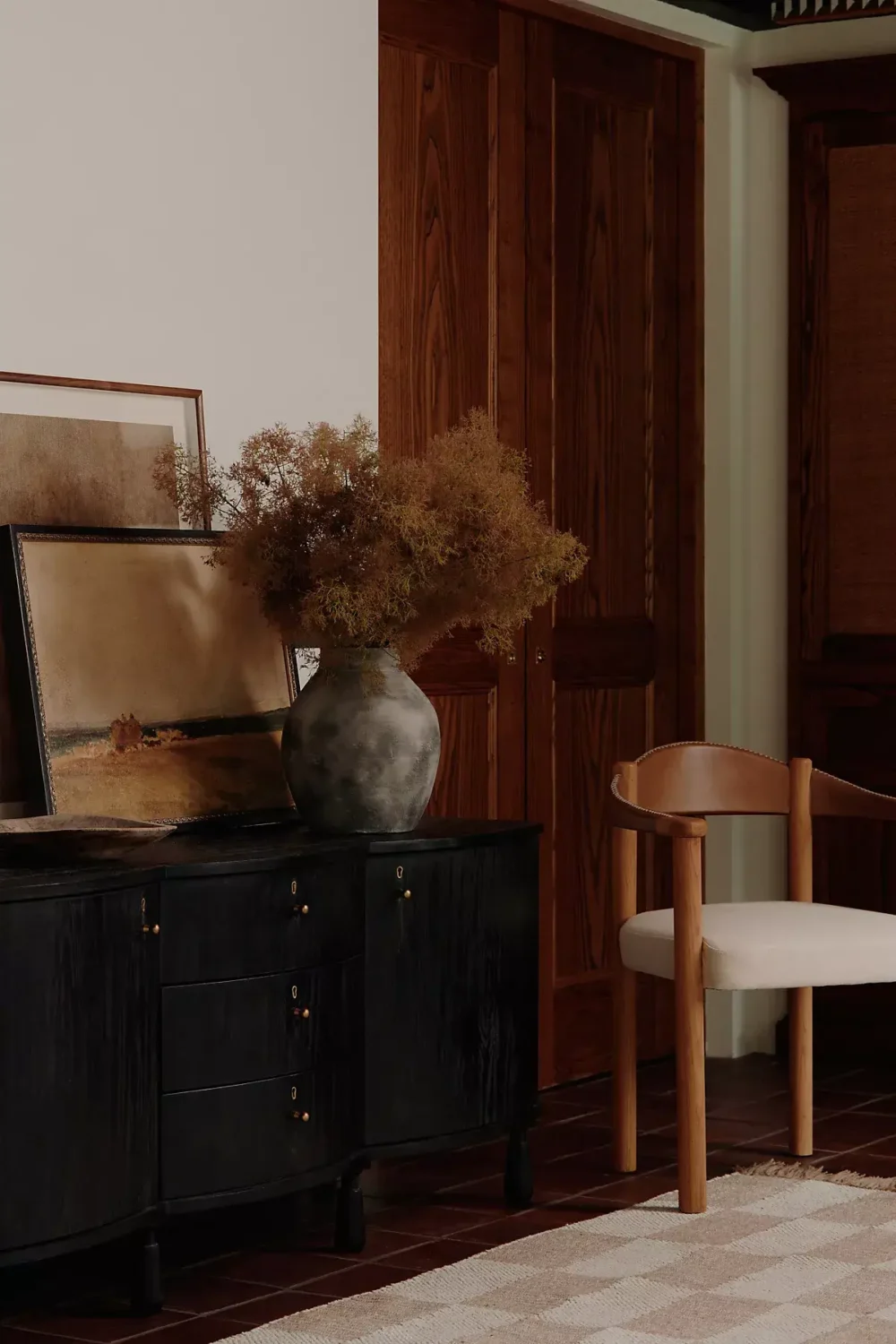 A Warm Fall Home by Amber Lewis for Anthropologie 4 dark-wooden-media-console-fall-home-nordroom