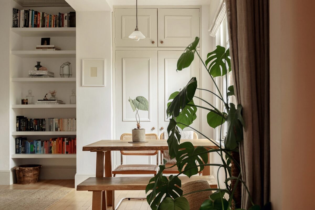 A Serene Period Home in London with Garden 7 dining-area-london-apartment-nordroom