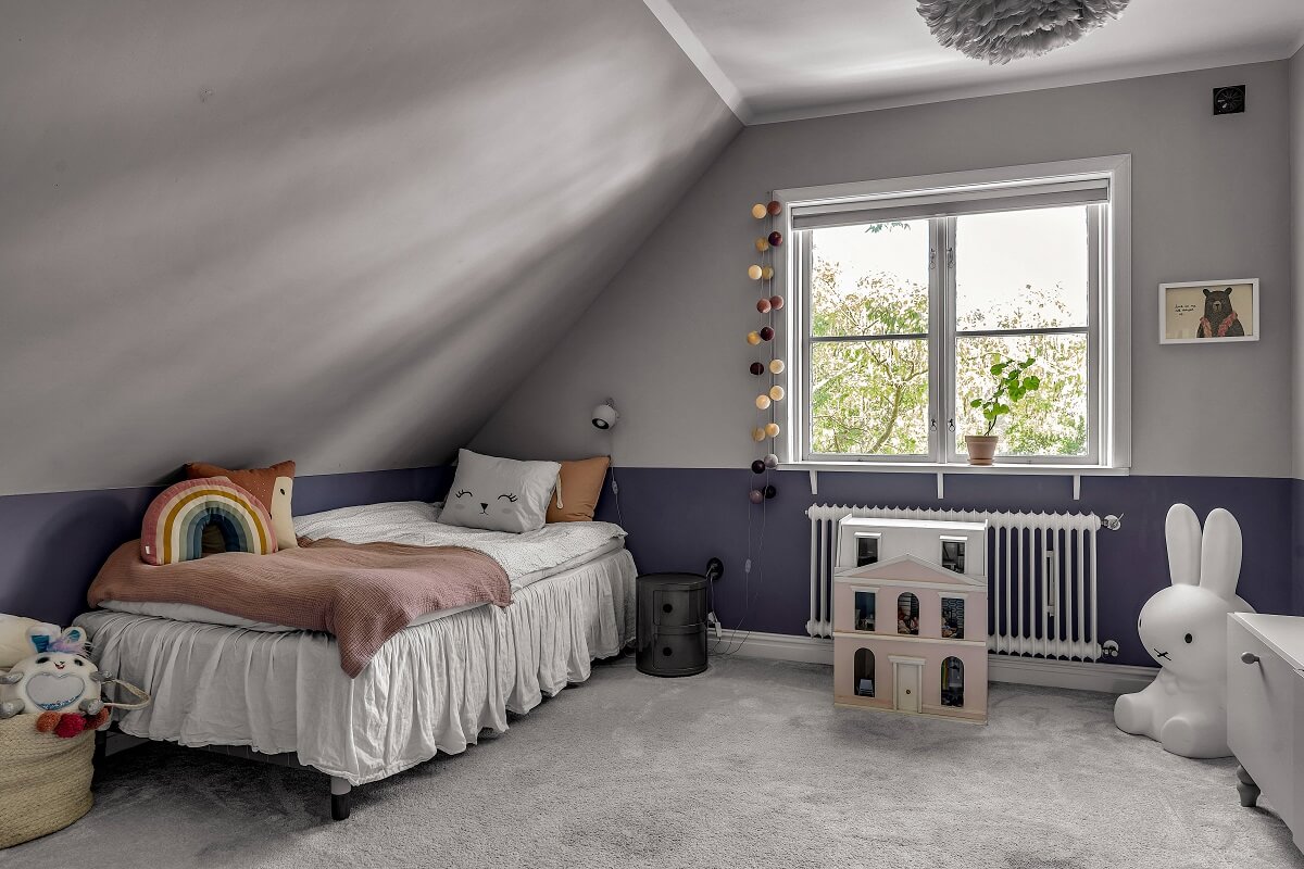 Bold Colors in a 1920s Villa in Sweden 20 kids-bedroom-gray-walls-carpet-nordroom