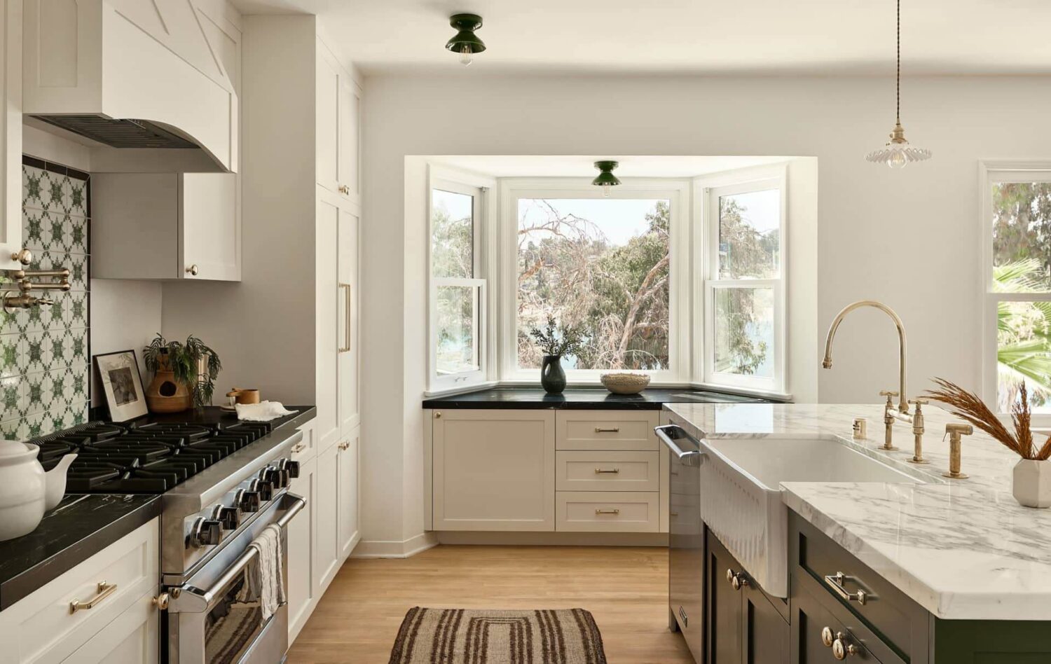Warm Neutrals in a Lovely Home in Silver Lake, Los Angeles 10 kitchen-bay-window-nordroom