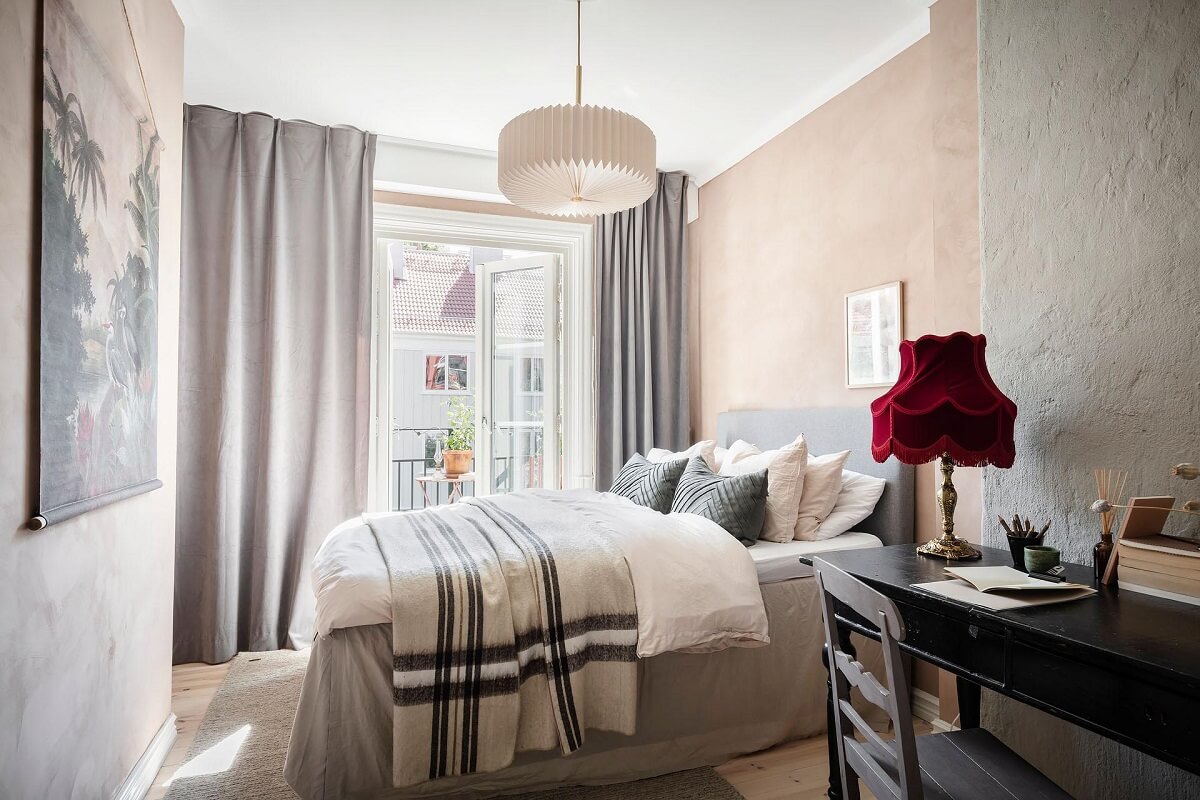A Swedish Maisonette with Warm Pink Living Room 19 light-bedroom-home-office-nordroom