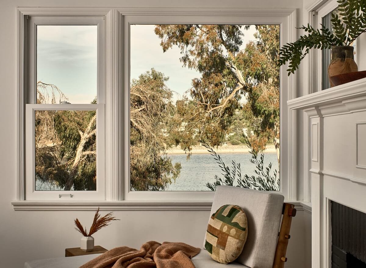 Warm Neutrals in a Lovely Home in Silver Lake, Los Angeles 4 living-room-water-reservoir-views-nordroom