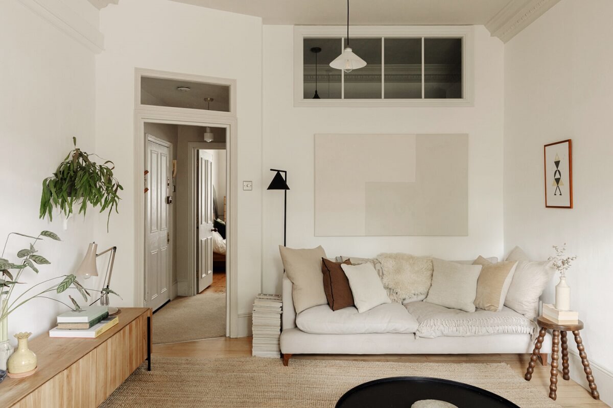A Serene Period Home in London with Garden 8 serene-white-living-room-neutral-rug-nordroom