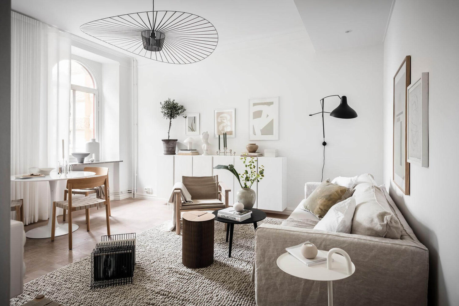 A Tiny and Stylish Nordic Apartment 4 small-white-sitting-room-scandinavian-design-nordroom