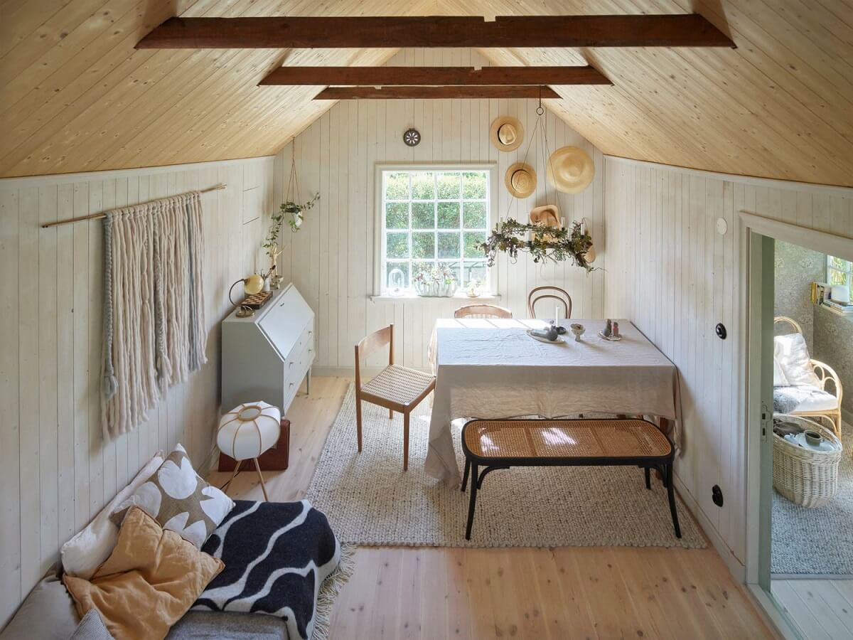 A Cozy Renovated Cottage on a Swedish Allotment 12 swedish-cottage-allotment-exposed-beams-nordroom