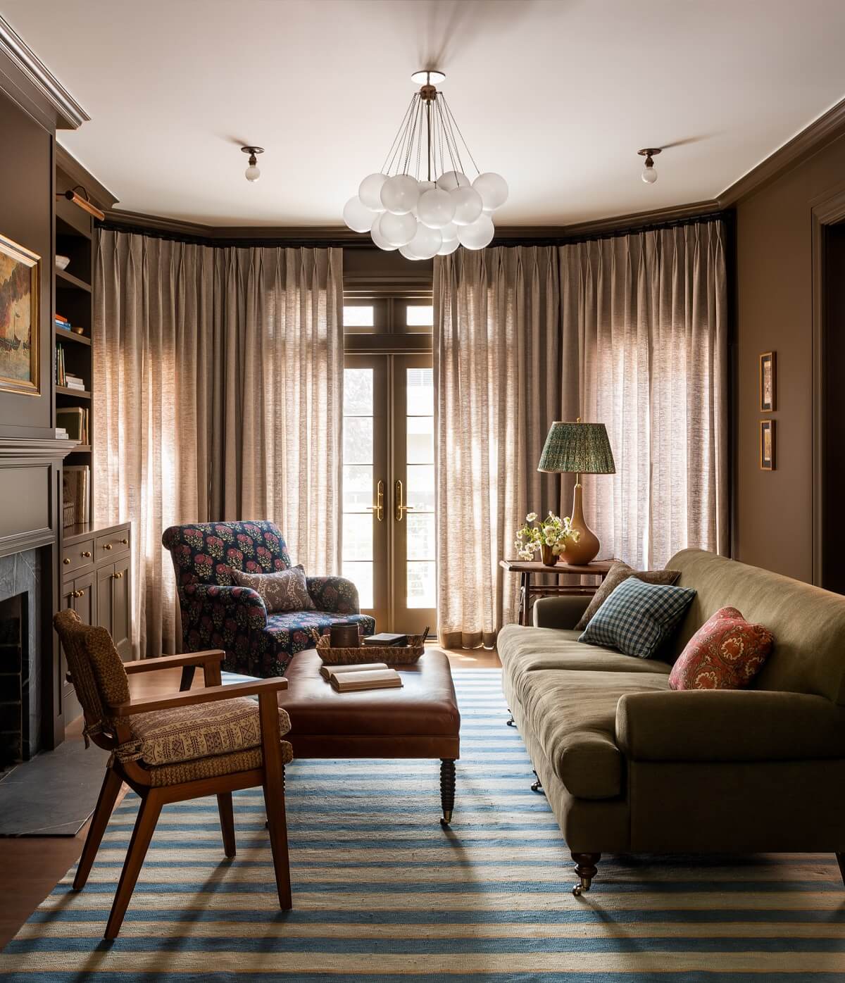 A Lesson in Color and Pattern in a San Francisco Home 4 Heidi-Caillier-Design-Cow-Hollow-SF-interior-design-dark-room-english