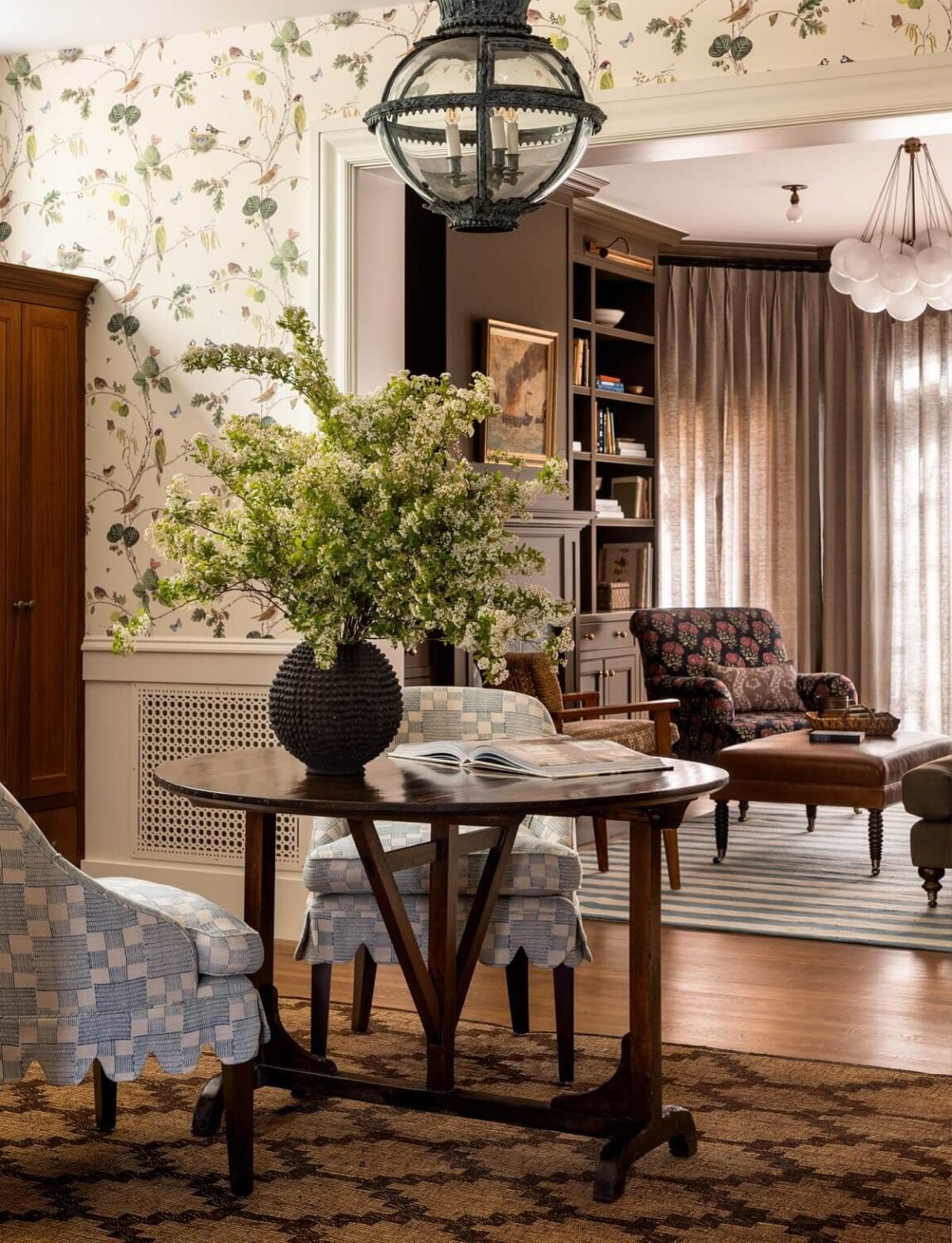 A Lesson in Color and Pattern in a San Francisco Home 7 Heidi-Caillier-Design-Cow-Hollow-SF-interior-design-entry-bird-wallpaper