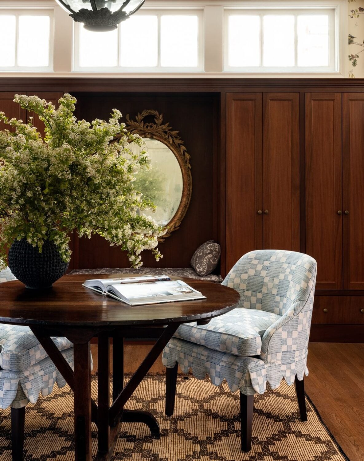 A Lesson in Color and Pattern in a San Francisco Home 8 Heidi-Caillier-Design-Cow-Hollow-SF-interior-design-entry-wood-built-ins