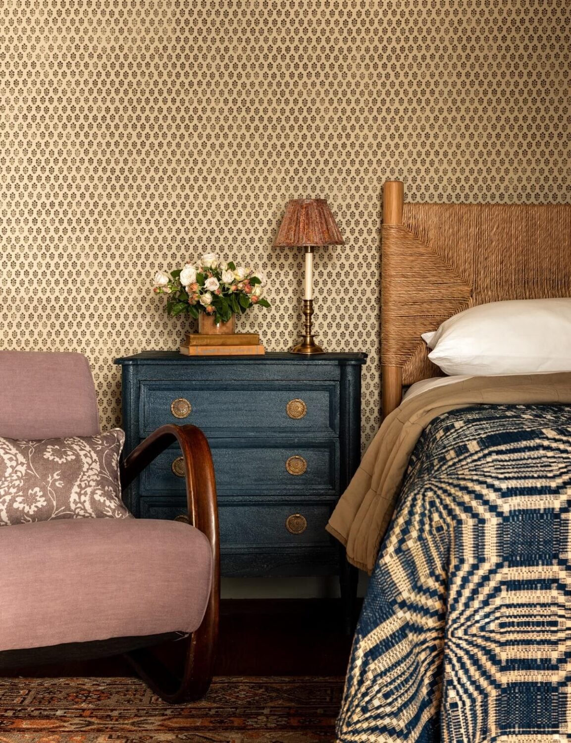 A Lesson in Color and Pattern in a San Francisco Home 24 Heidi-Caillier-Design-Cow-Hollow-SF-interior-design-primary-bedroom-mixed-wallpaper